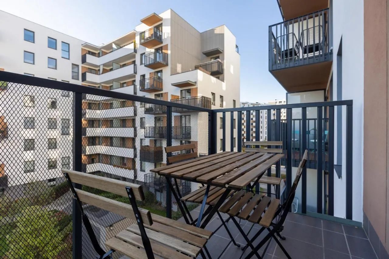 Warsaw Ulrychow Apartment With Parking By Renters Польша